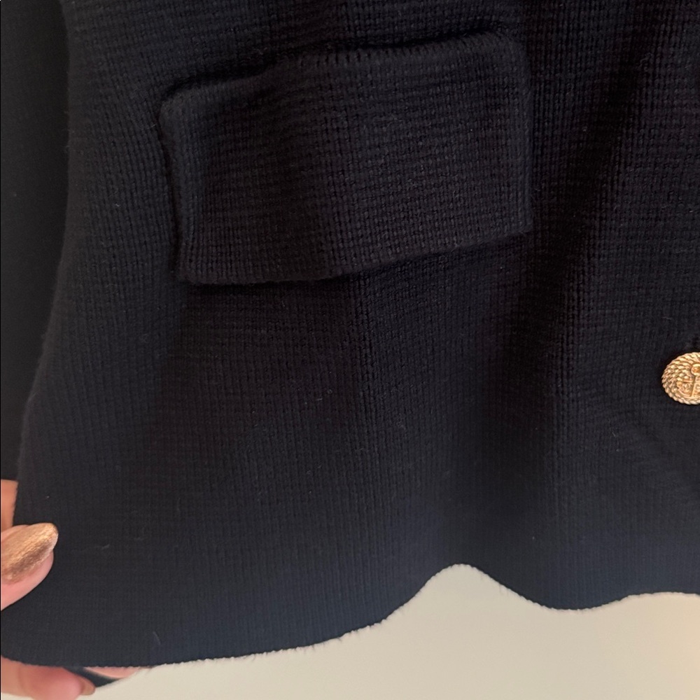 Zara Women's Navy Blazer with Gold Buttons size Medium - Picture 8 of 12